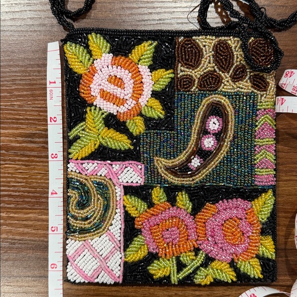 Y2K Vintage Floral Beaded Crossbody Bag - Picture 7 of 9